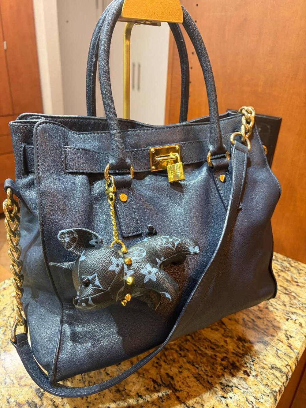 MICHAEL KORS HAMILTON LARGE LEATHER TOTE BAG IN NAVY - EUC - Picture 1 of 8
